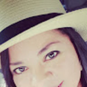 Meet your Posher, Ellie